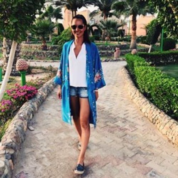 Zara Floral Print Kimono - Picture 2 of 8